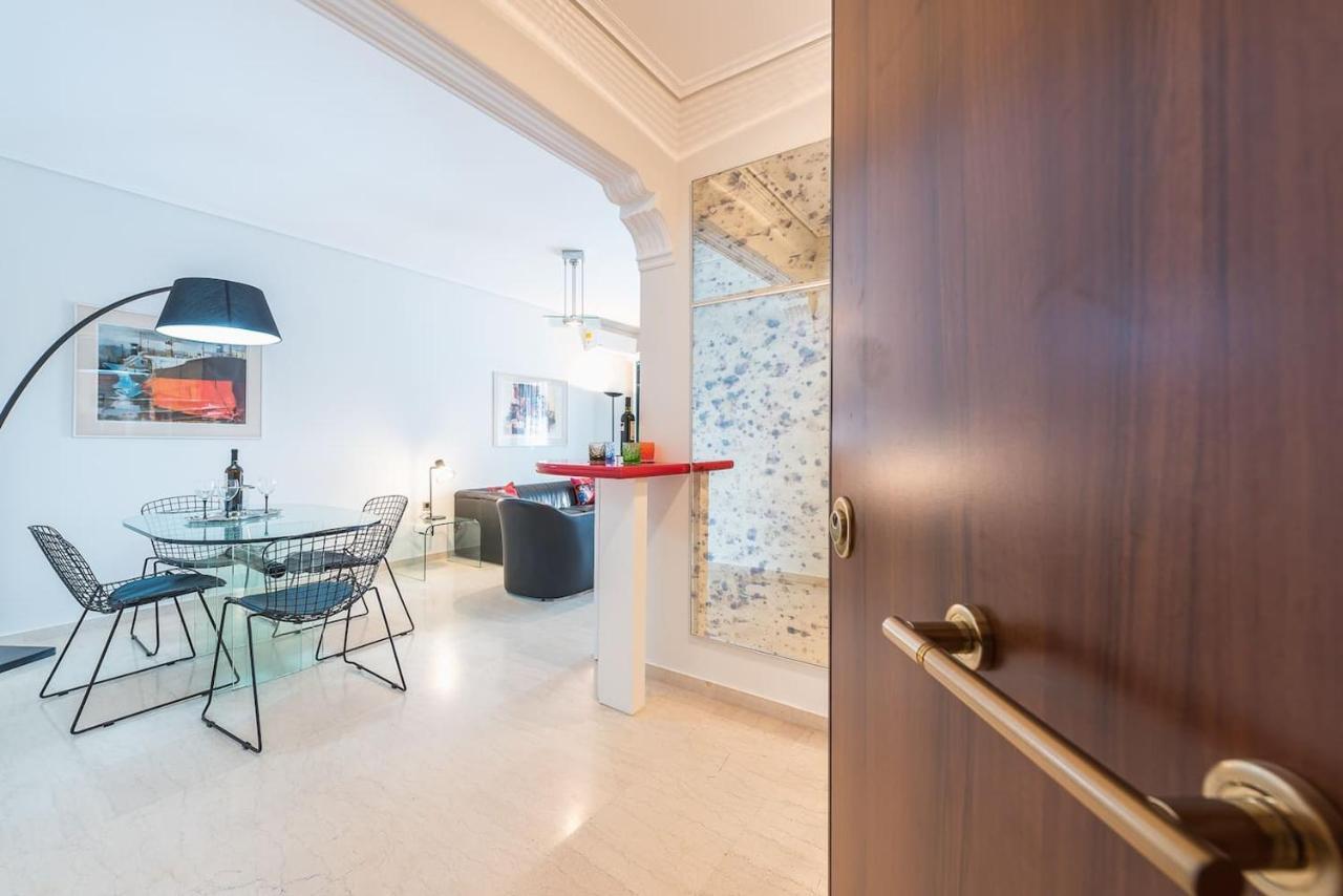 Seaside Central Apartment Athens Ngoại thất bức ảnh